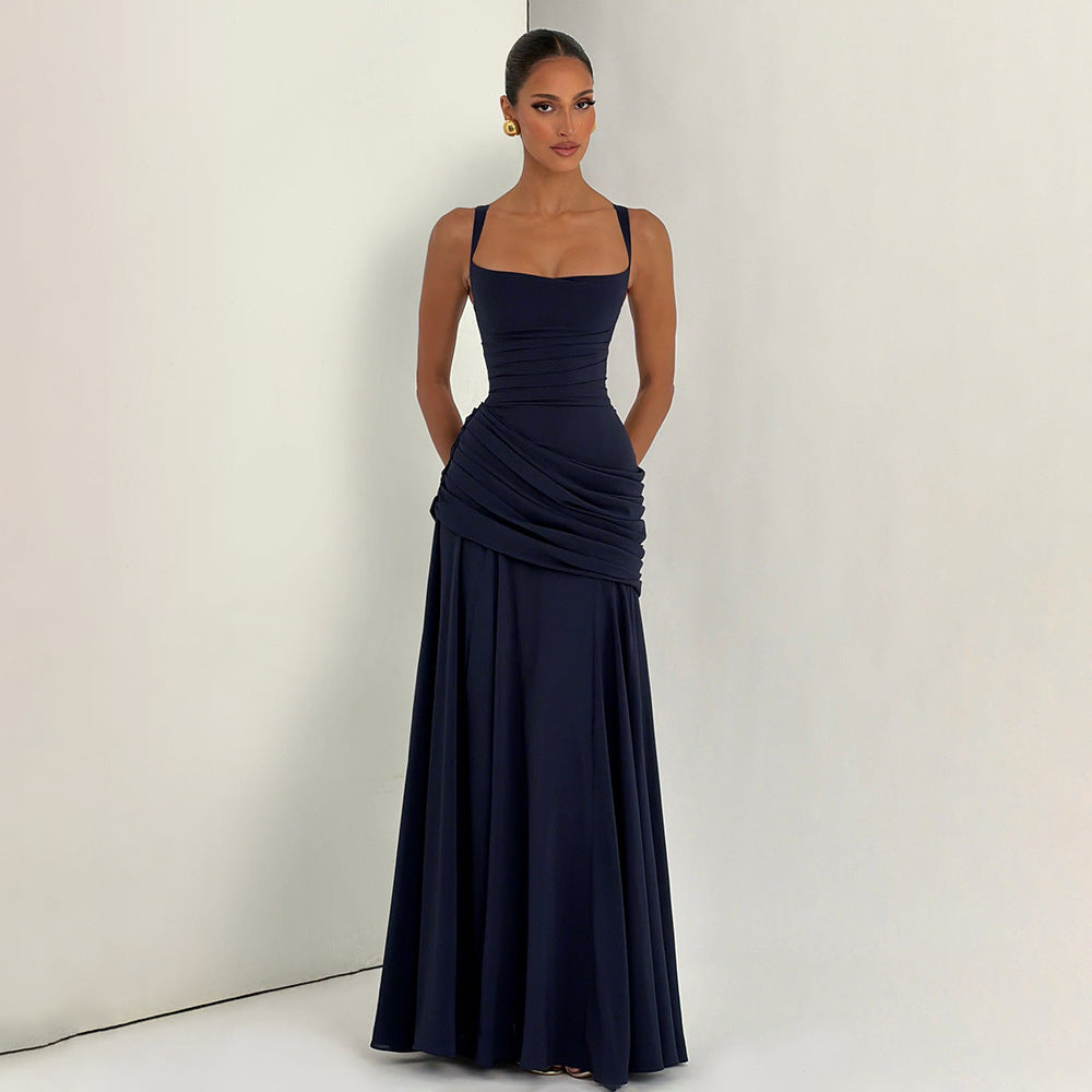 Vestido largo fluido con drapeado