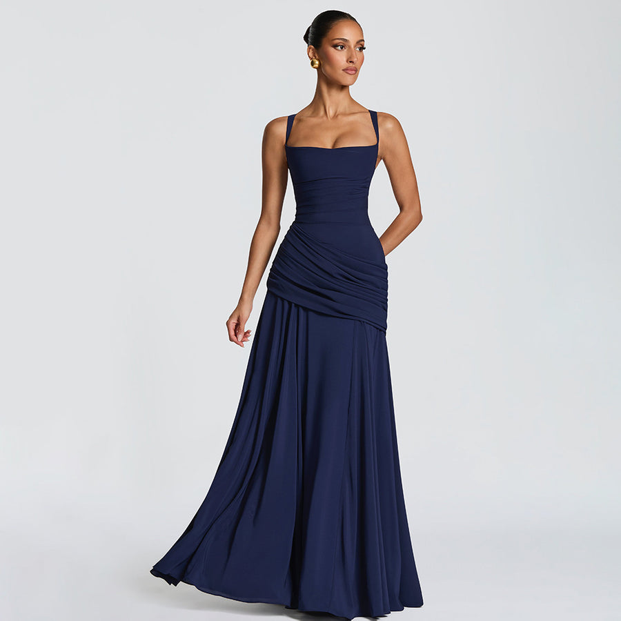 Vestido largo fluido con drapeado