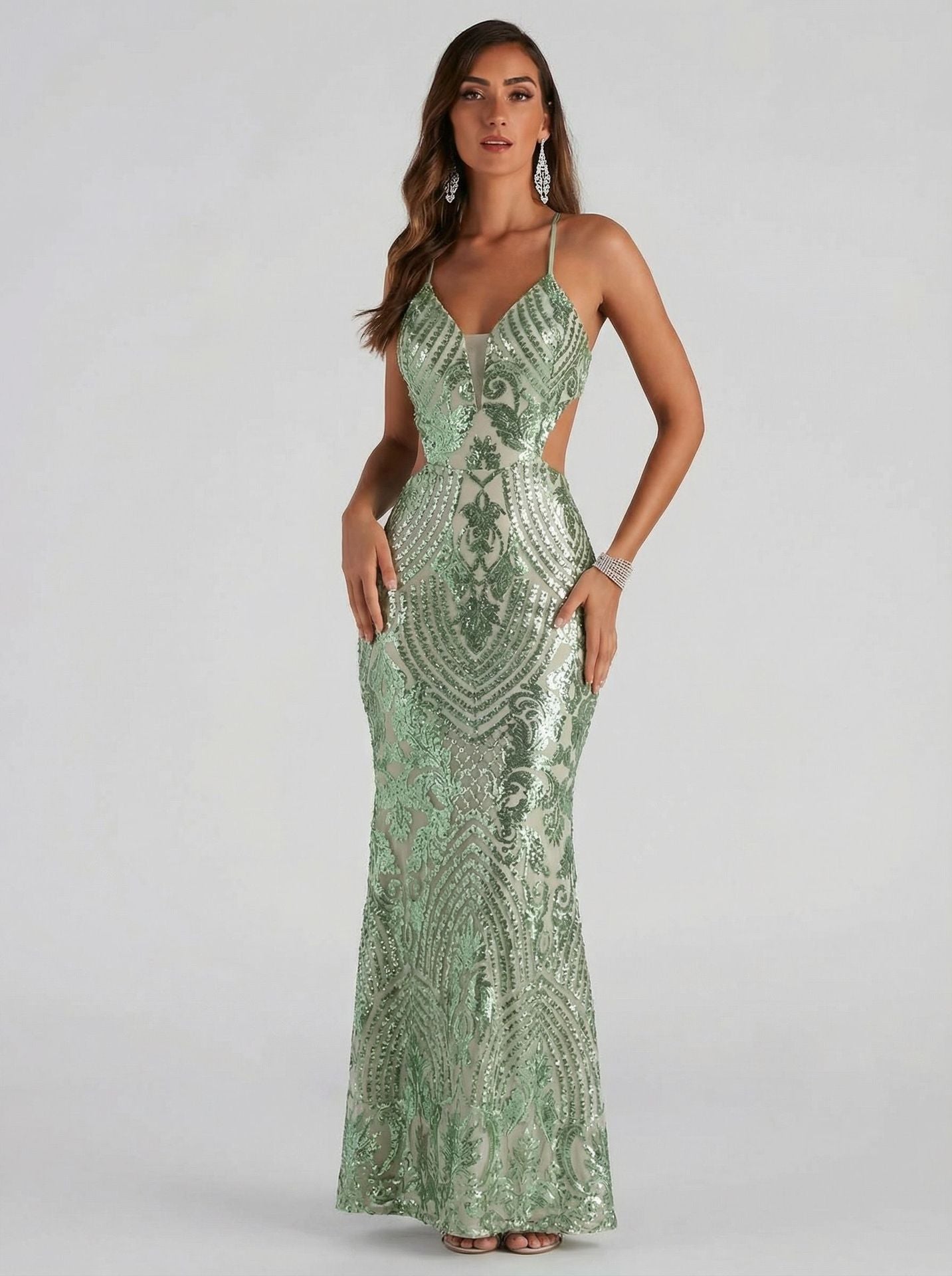 Vestido largo bordado con lentejuelas