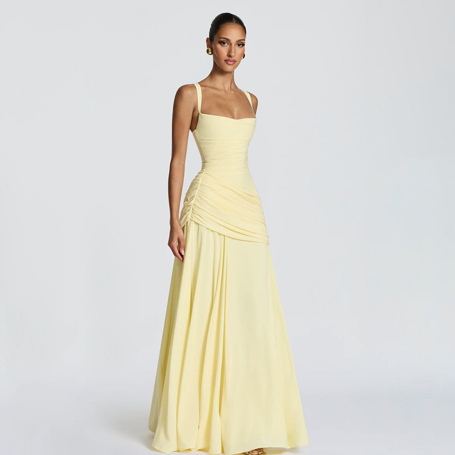 Vestido largo fluido con drapeado