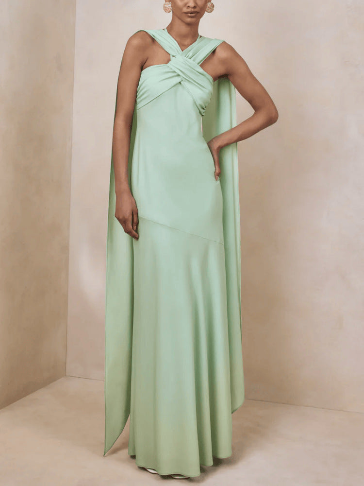 Vestido largo con capa cruzada